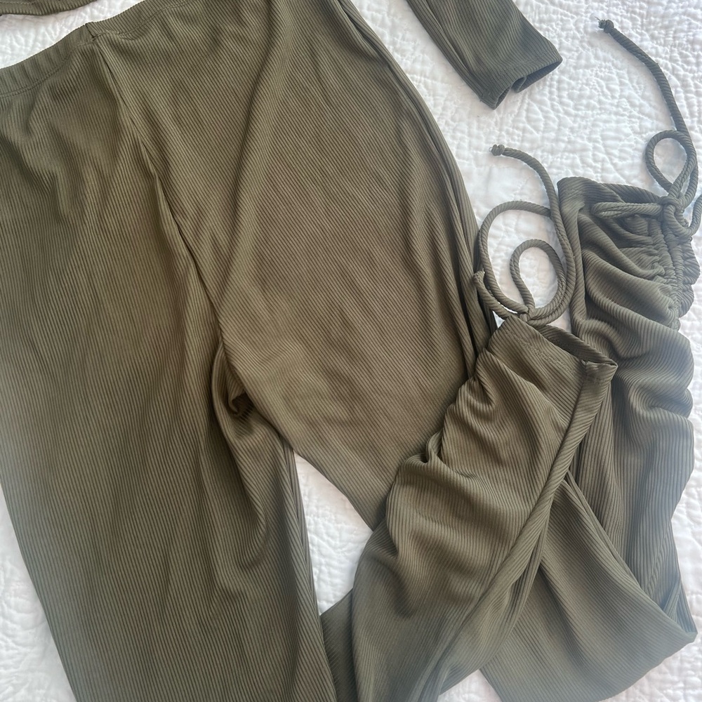 Love Olive Ribbed Top - Picture 5 of 7